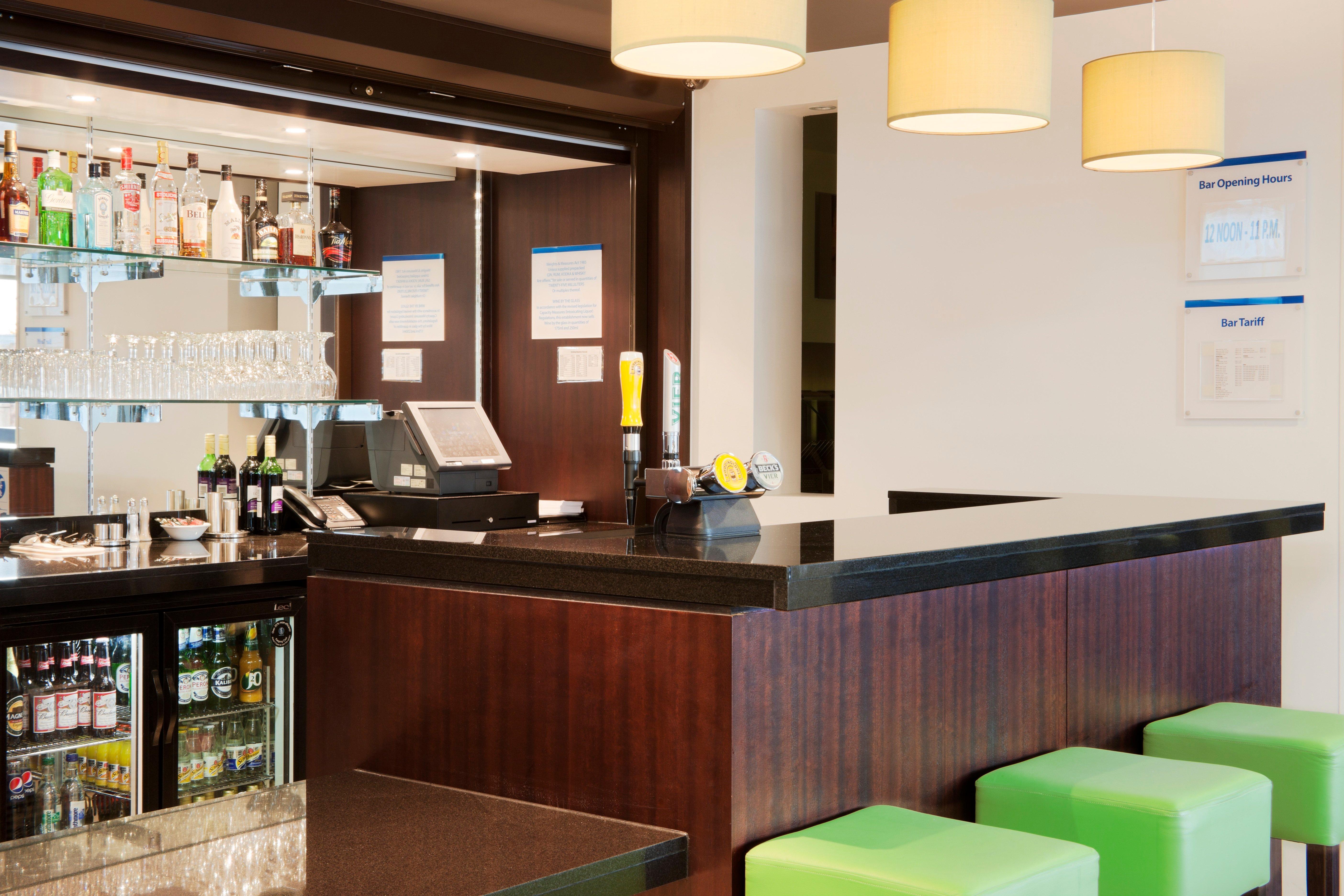 Holiday Inn Express Cambridge Duxford M11 Jct 10 By Ihg Luaran gambar