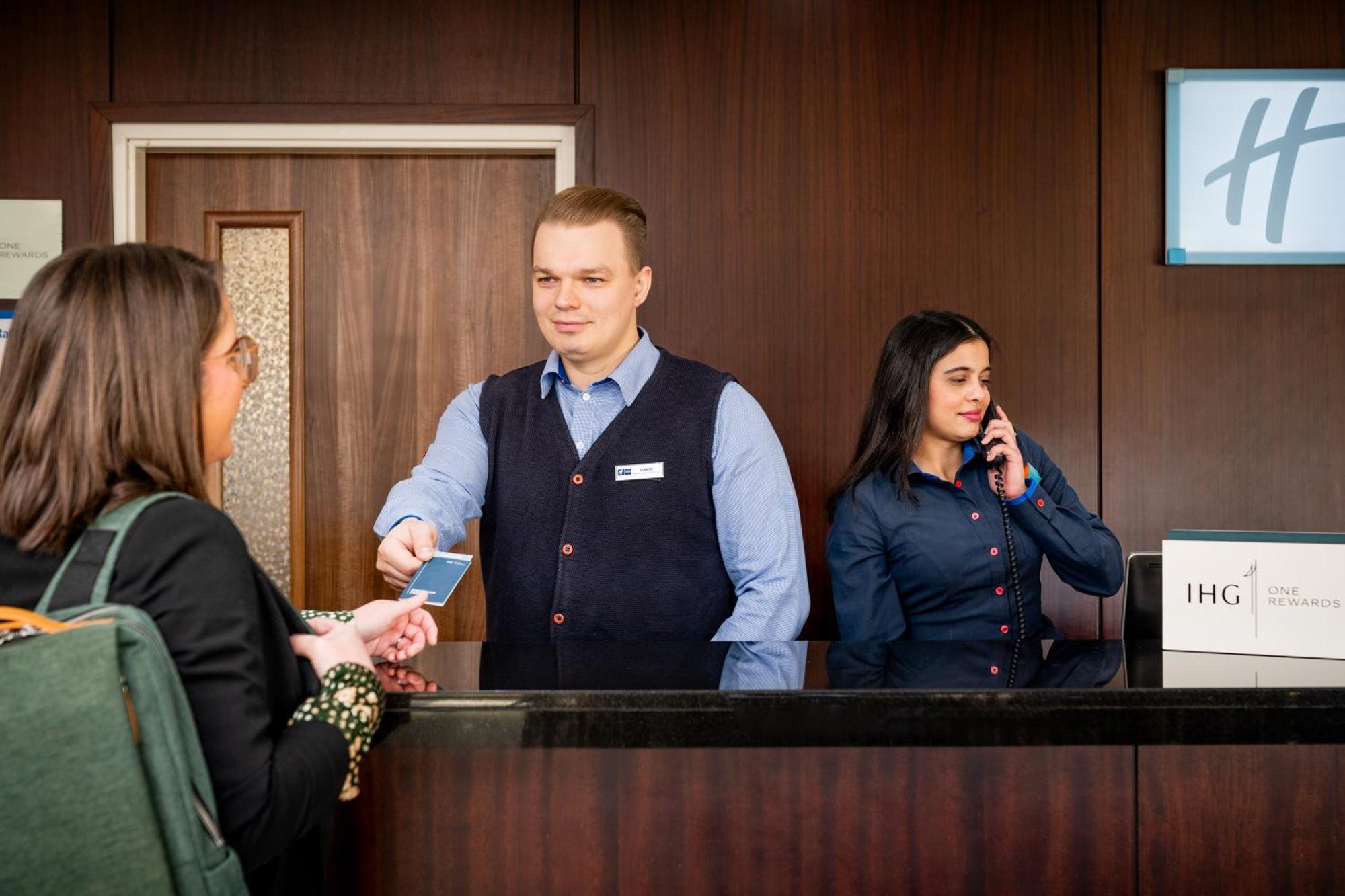 Holiday Inn Express Cambridge Duxford M11 Jct 10 By Ihg Luaran gambar