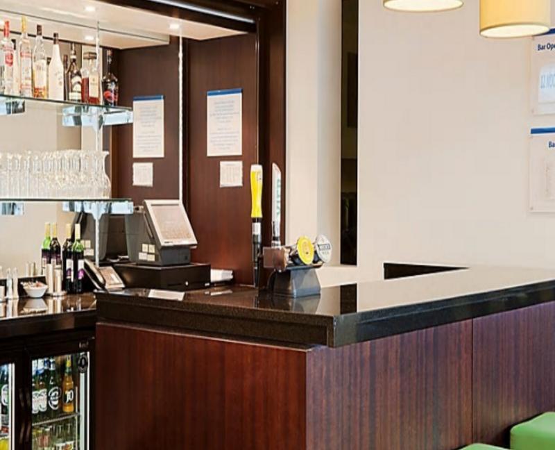 Holiday Inn Express Cambridge Duxford M11 Jct 10 By Ihg Luaran gambar